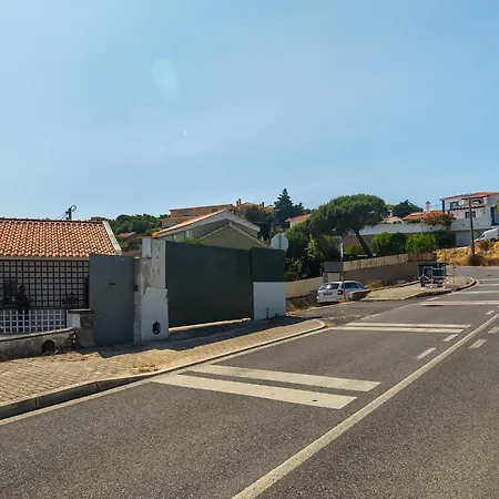 Дом отдыха Whome Modern House With Balcony & Ac Close To The Sea *