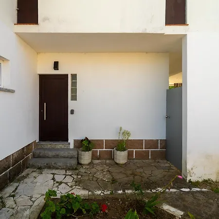 Whome Modern House With Balcony & Ac Close To The Sea Алкабидеше