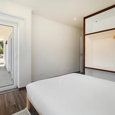 Whome Modern House With Balcony & Ac Close To The Sea *